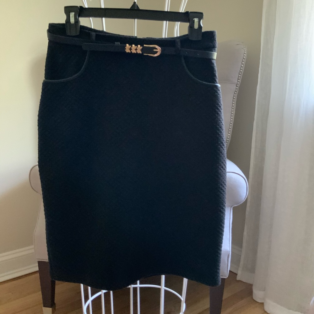 Skirt with🦋🦋🦋 belt. Yumi